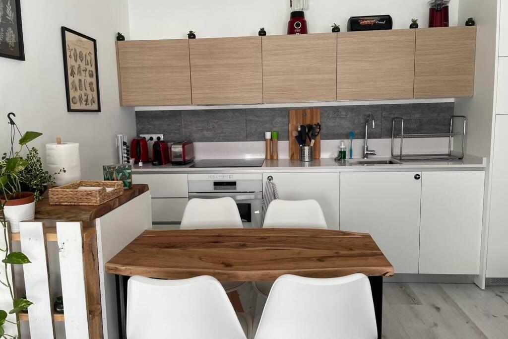 Apartamento De Lujo Con Piscina En 塔里法 外观 照片